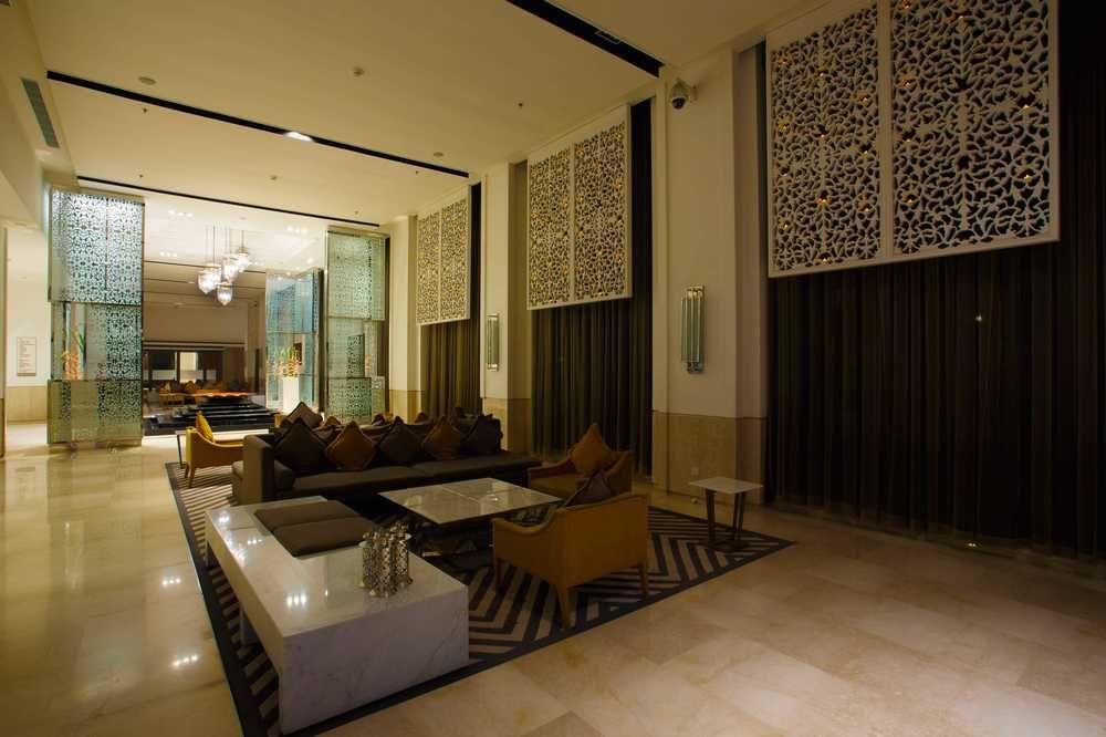 Courtyard By Marriott Hotel